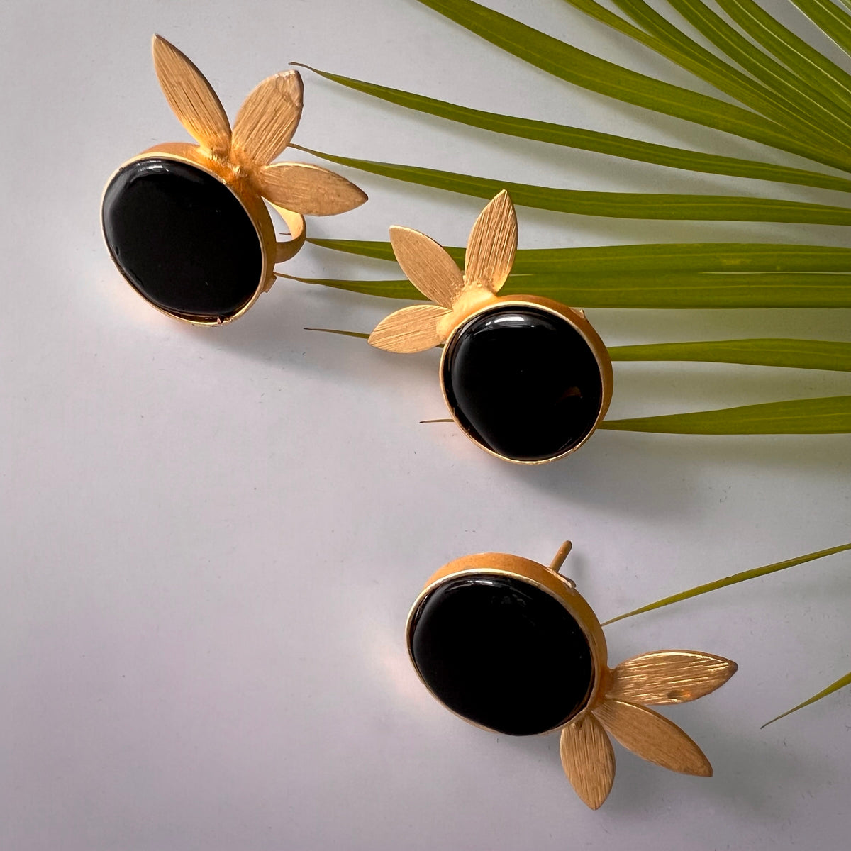 ROXANIA SET RING EARRING AND NECKLACE HANDMADE GOLD TONED PREMIUM NECKLACE/NECKPIECE EARRING SET NL30