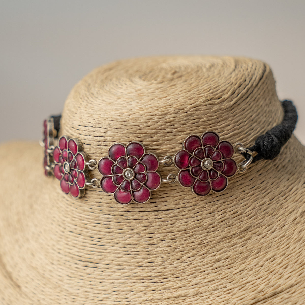 ADIRANA SEMI HANDMADE ANTIQUE NECKPIECE/CHOKER WITH STUD CH498.