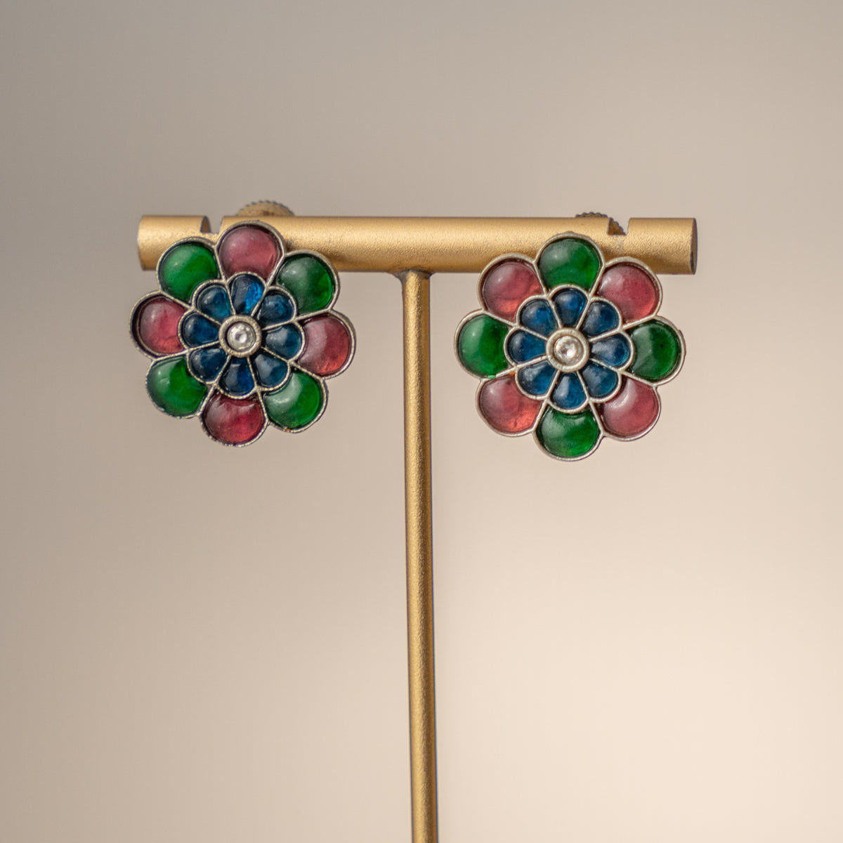 ADIRANA SEMI HANDMADE ANTIQUE NECKPIECE/CHOKER WITH STUD CH498.