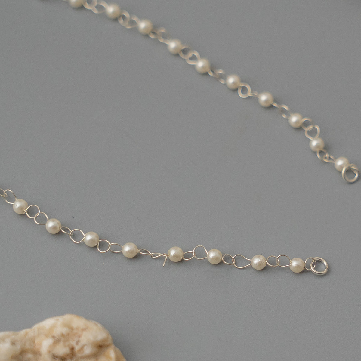 AZARIAH SILVER TONED HANDMADE EARCHAIN EA06
