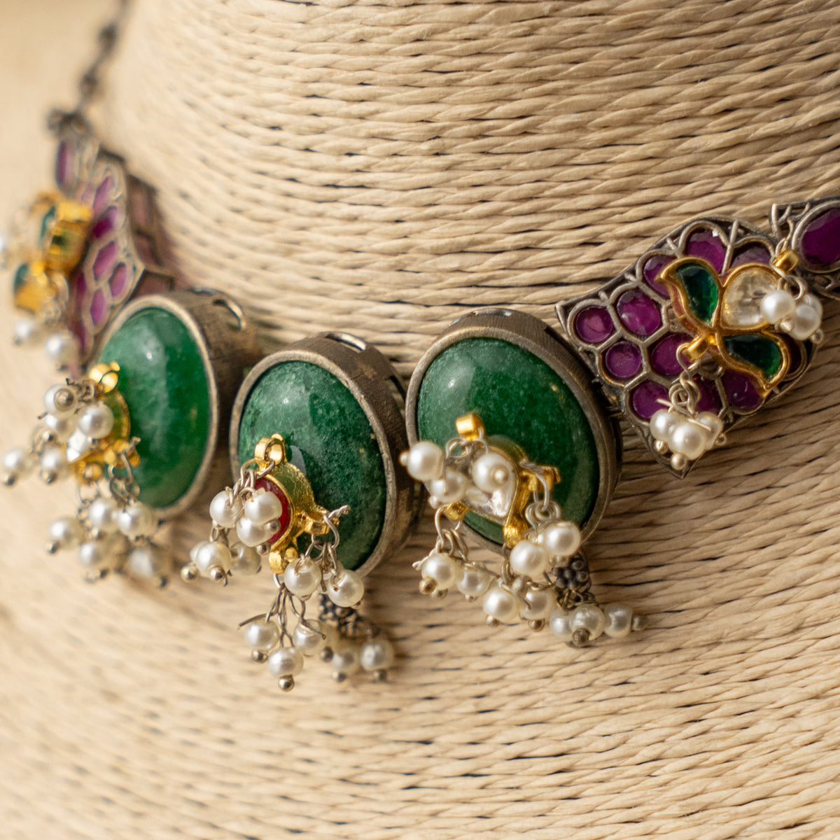 VAINISHA KUNDAN FUSION BIJOUX PREMIUM AND EXCLUSIVE HANDMADE CHOKER  CH148