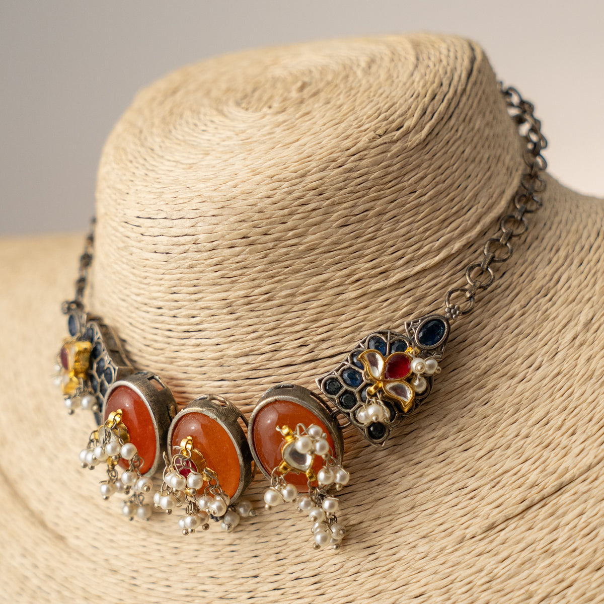 VAINISHA KUNDAN FUSION BIJOUX PREMIUM AND EXCLUSIVE HANDMADE CHOKER  CH148