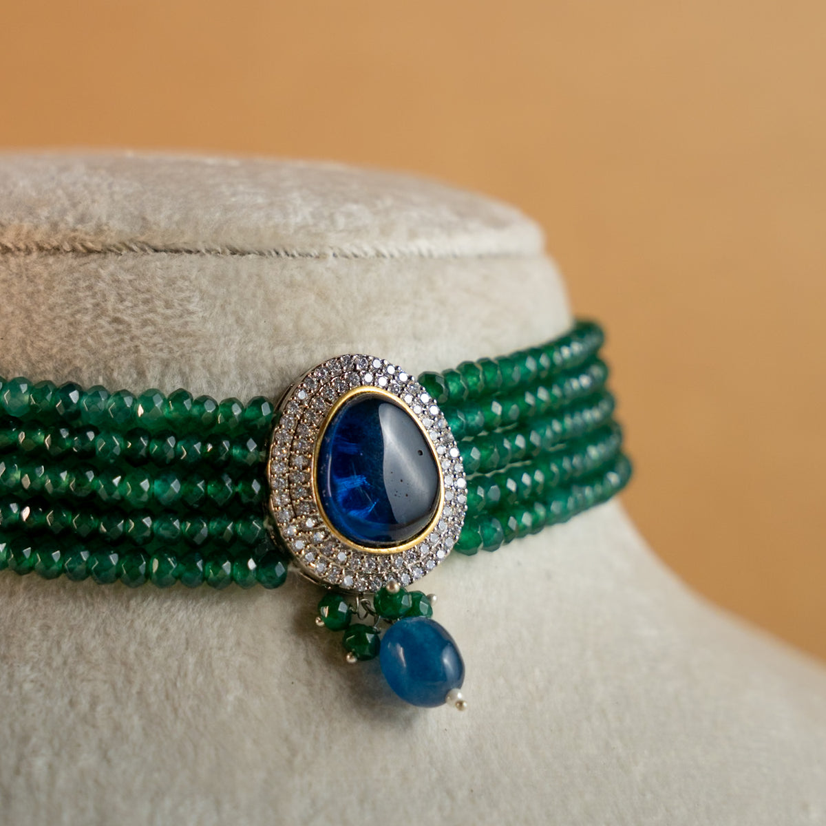 SOPHIE ONEX BEADS BIJOUX PREMIUM AND EXCLUSIVE HANDMADE CHOKER WITH EARRINGS CH210