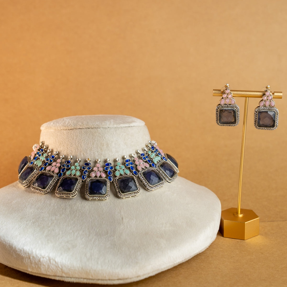 NAYANA PREMIUM FAUX SILVER SEMI HANDMADE ANTIQUE NECKPIECE/NECKLACE EARRINGS NL43