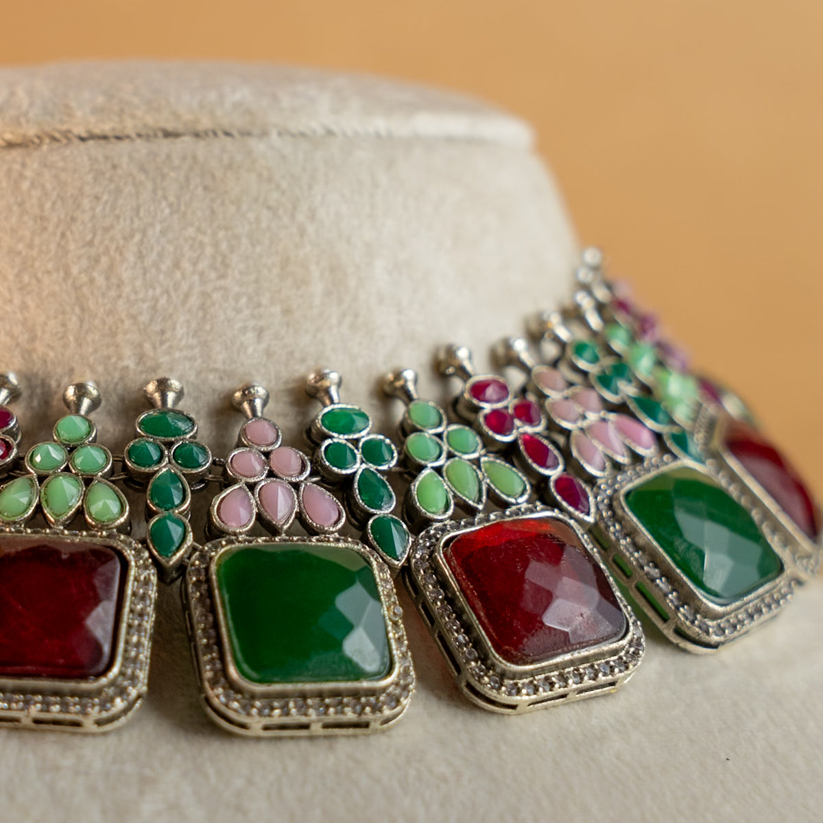 NAYANA PREMIUM FAUX SILVER SEMI HANDMADE ANTIQUE NECKPIECE/NECKLACE EARRINGS NL43