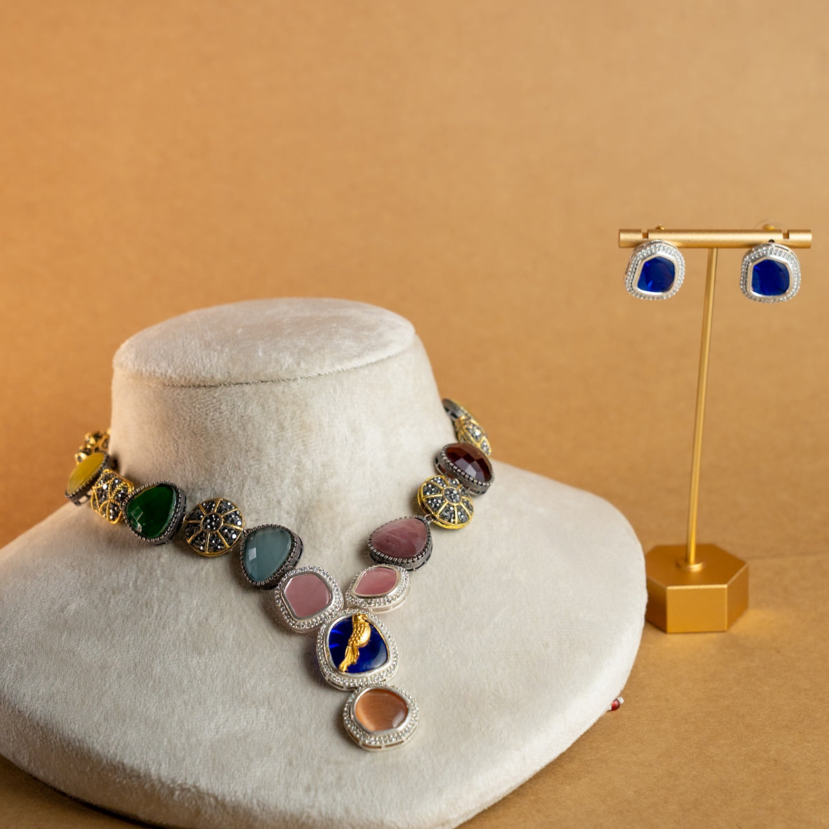 BHAVYA SEMI HANDMADE ANTIQUE NECKPIECE/NECKLACE WITH EARRING NL263