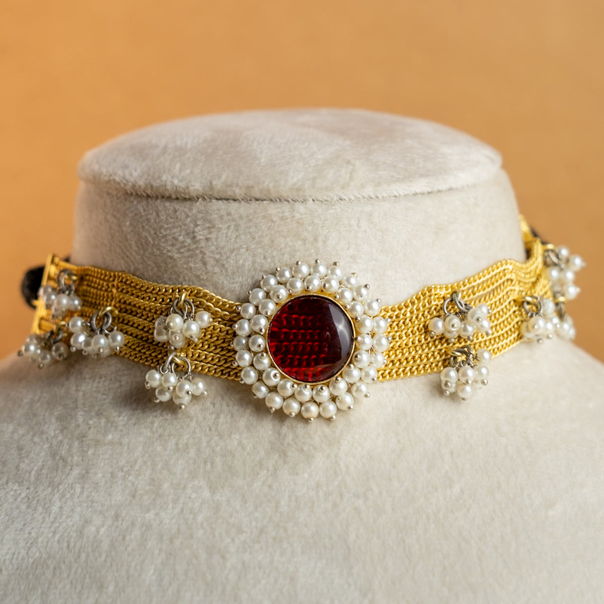 LUCIA BIJOUX PREMIUM GOLD TONED HANDMADE CHOKER WITH EARRINGS CH307