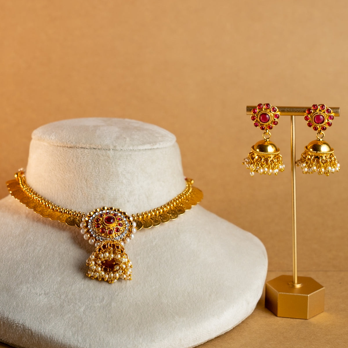 RUBY GOLD TONED CHOKER WITH EARRINGS CH328