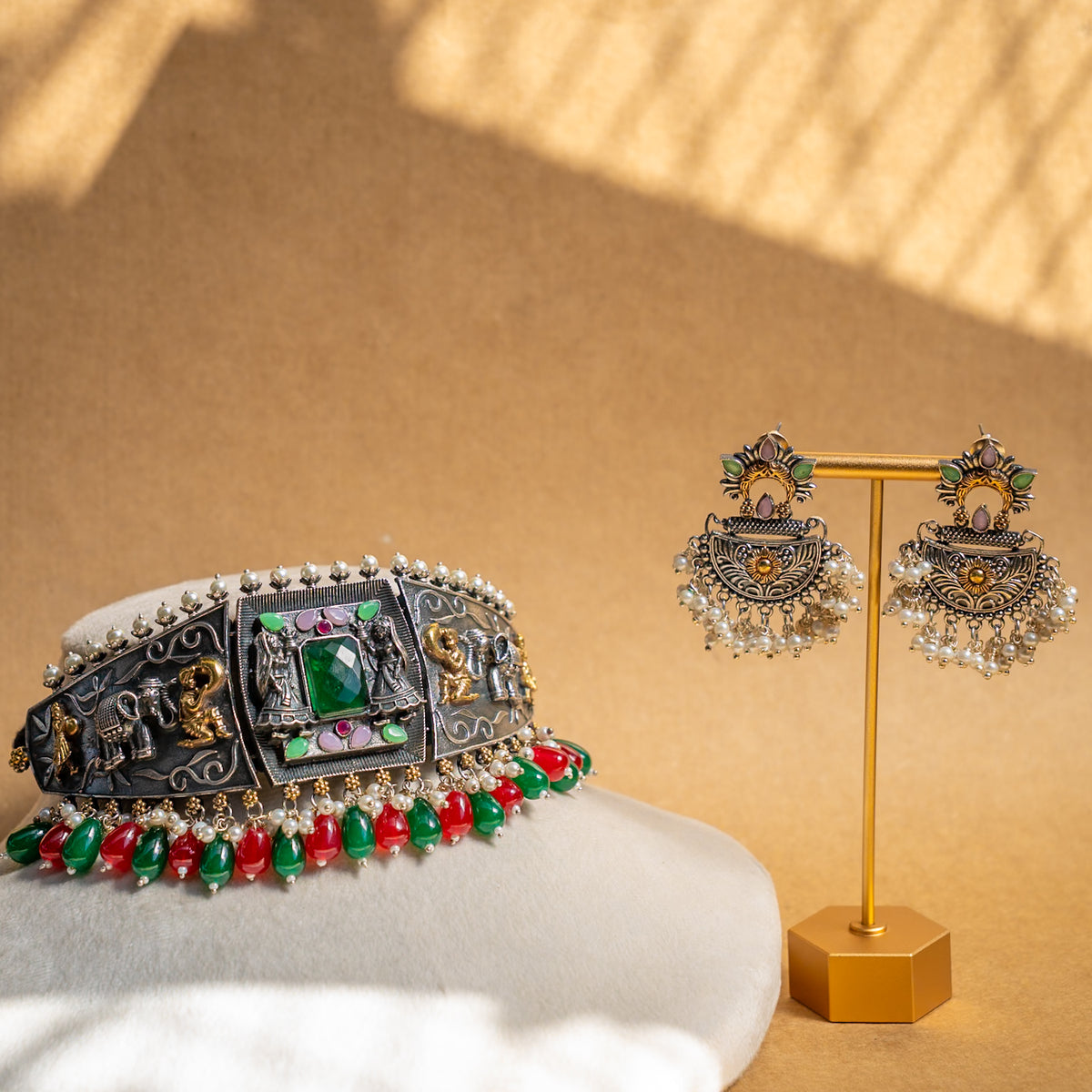 EVELYN BIJOUX PREMIUM RAW AND RUSTIC SEMI  HANDMADE CHOKER WITH EARRINGS CH337