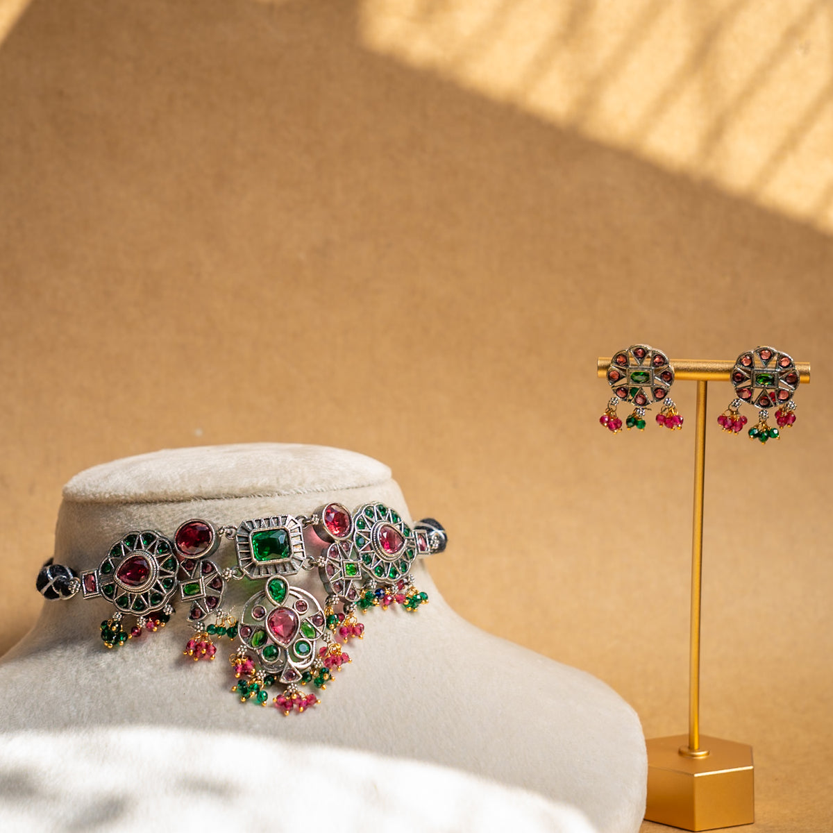 ISLA BIJOUX RAW AND RUSTIC SEMI  HANDMADE CHOKER WITH EARRINGS CH391