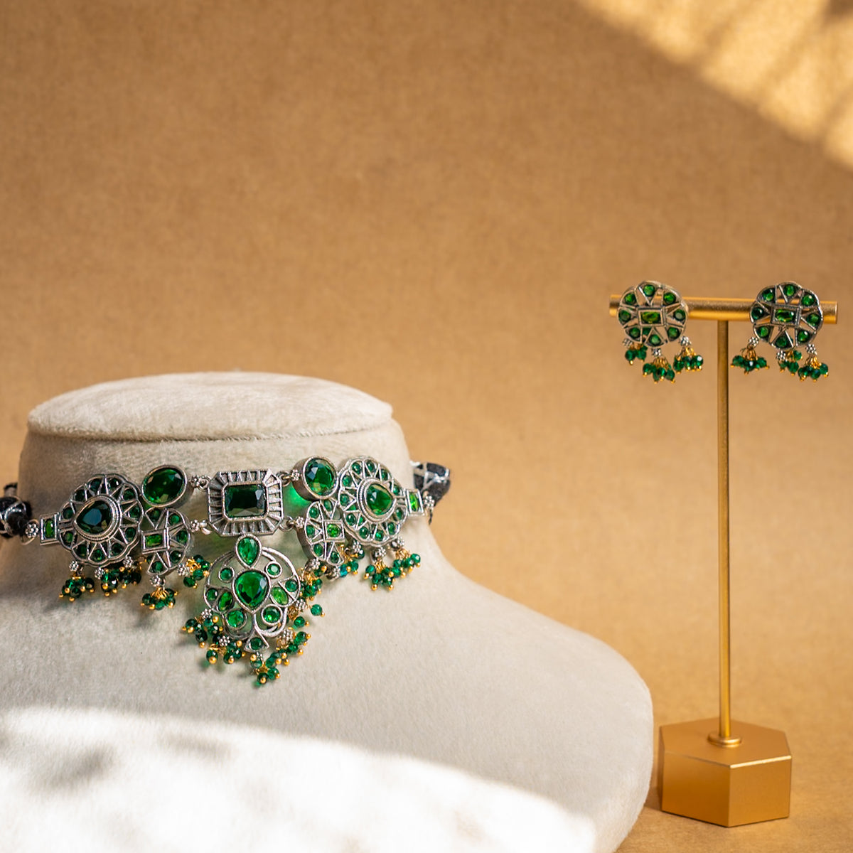 ISLA BIJOUX RAW AND RUSTIC SEMI  HANDMADE CHOKER WITH EARRINGS CH391