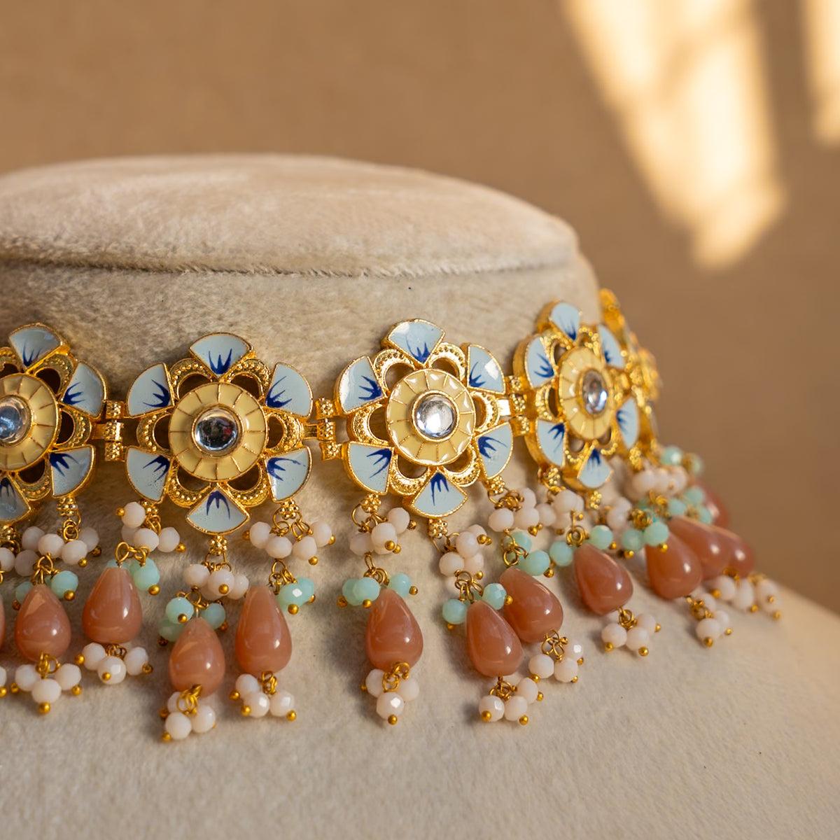 ROSY ONEX BEADS BIJOUX PREMIUM AND EXCLUSIVE HANDMADE CHOKER WITH EARRINGS CH209