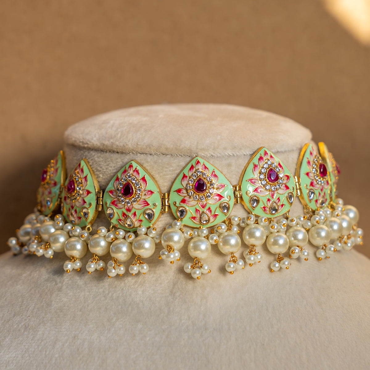 ROSY ONEX BEADS BIJOUX PREMIUM AND EXCLUSIVE HANDMADE CHOKER WITH EARRINGS CH209