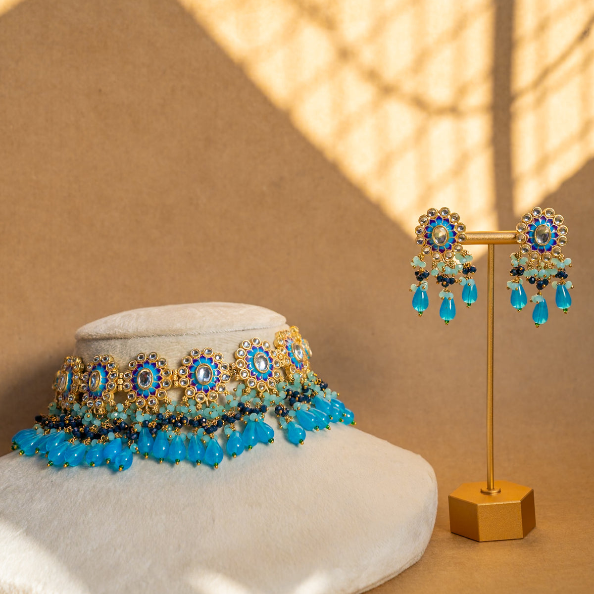 ROSY ONEX BEADS BIJOUX PREMIUM AND EXCLUSIVE HANDMADE CHOKER WITH EARRINGS CH209