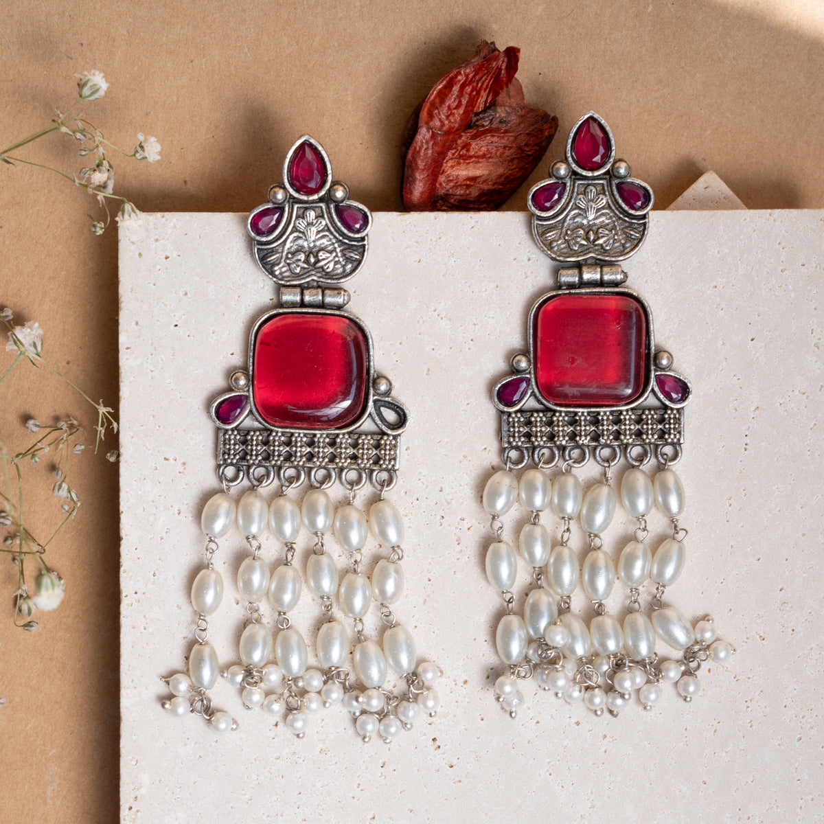 CAROLINE FAUX SILVER SEMI HANDMADE ANTIQUE EARRINGS ER870