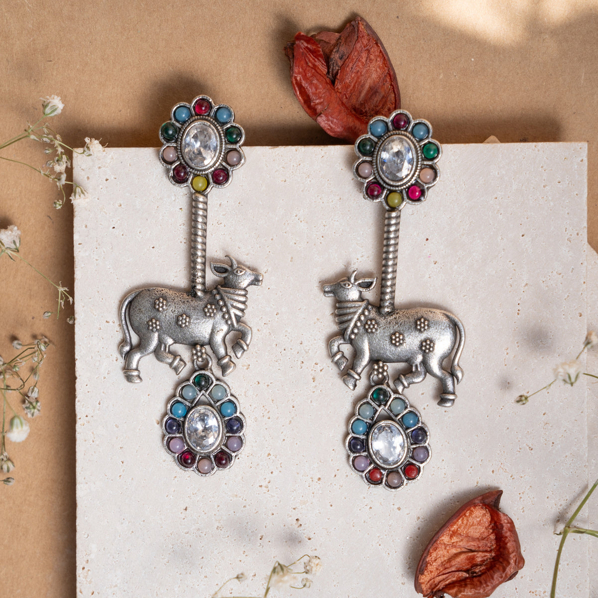 HALO FAUX SILVER ANTIQUE EARRINGS ER873