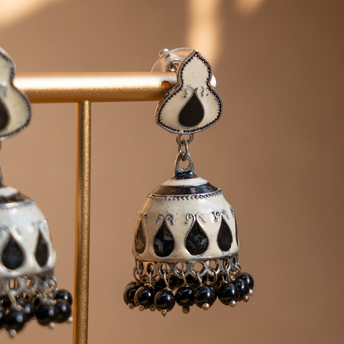 AARNA SEMI HANDMADE ANTIQUE EARRINGS/JHUMKAS ER821