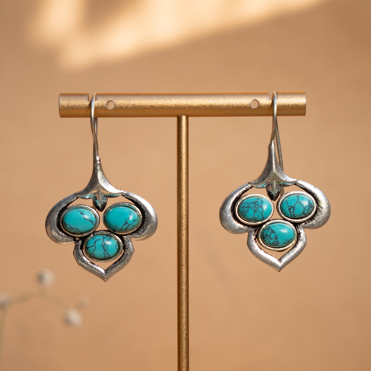 LEAH FAUX SILVER SEMI HANDMADE ANTIQUE EARRINGS/STUDS ER838