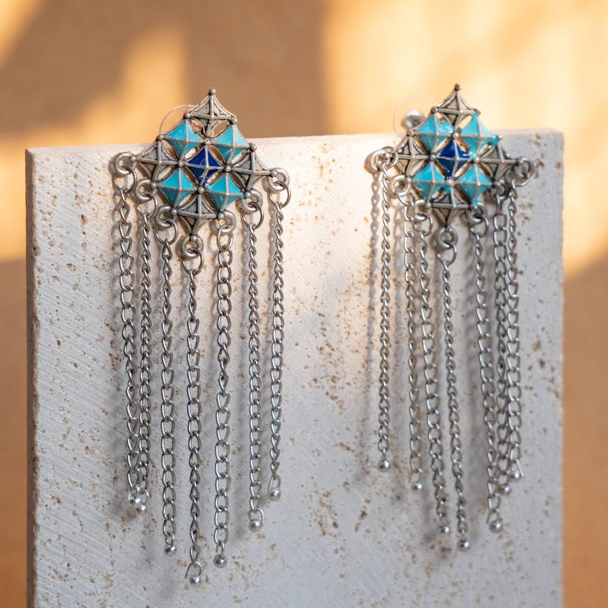 NAOMI WHITE POLISH RAW AND RUSTIC EARRINGS ER828