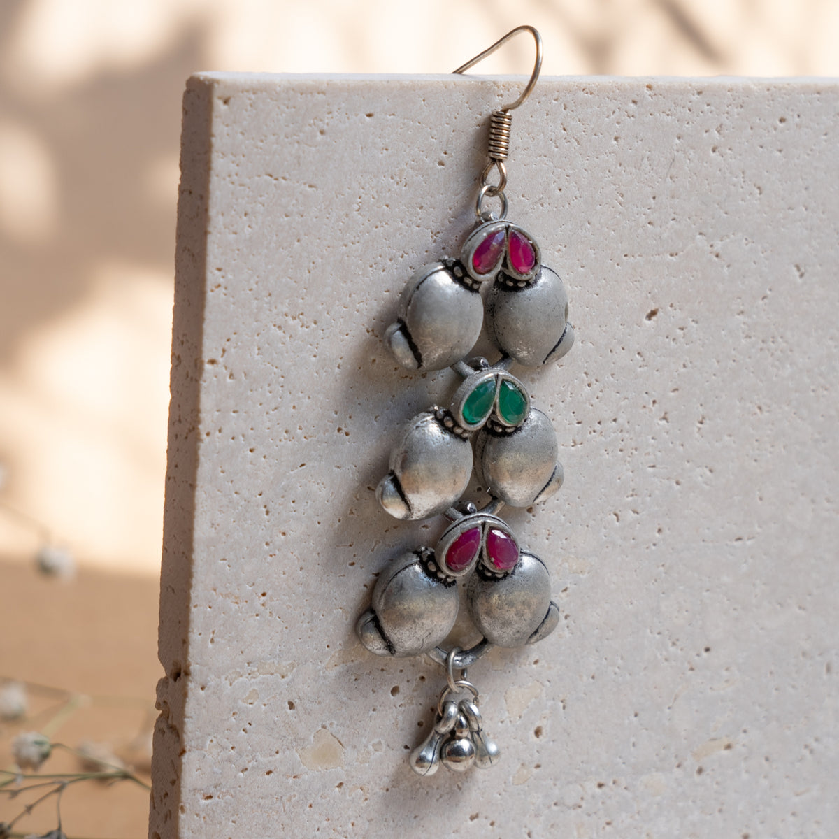 HANNAH FAUX SILVER SEMI HANDMADE ANTIQUE EARRINGS ER832