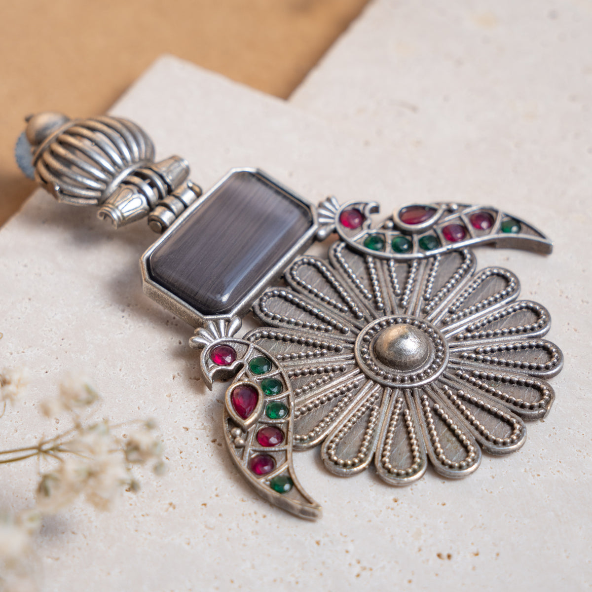 LUSLA FAUX SILVER ANTIQUE EARRINGS ER895