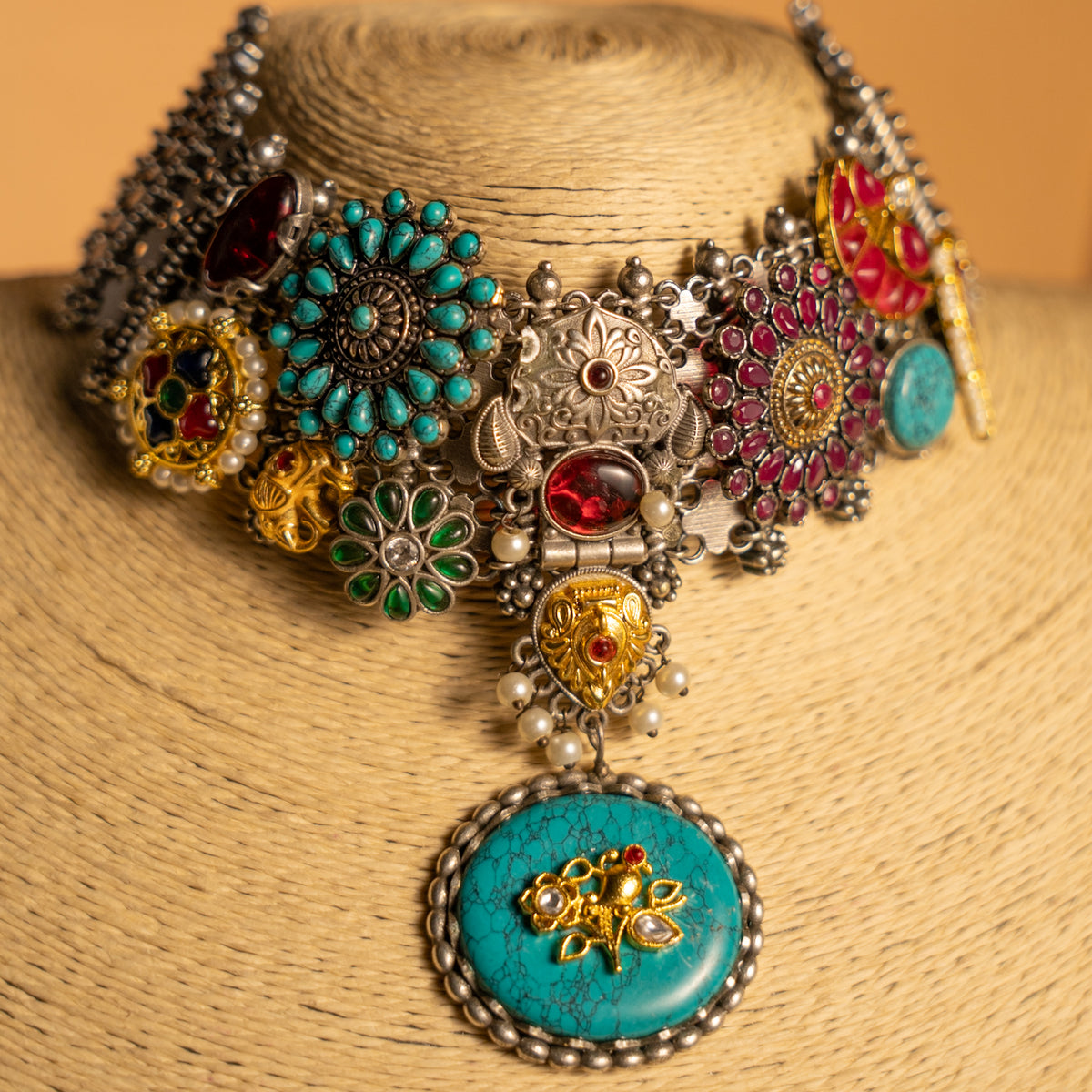 KOUSHIE BRIDAL PREMIUM AND BIJOUX EXCLUSIVE HANDMADE NECKLACE/NECKPIECE NL295