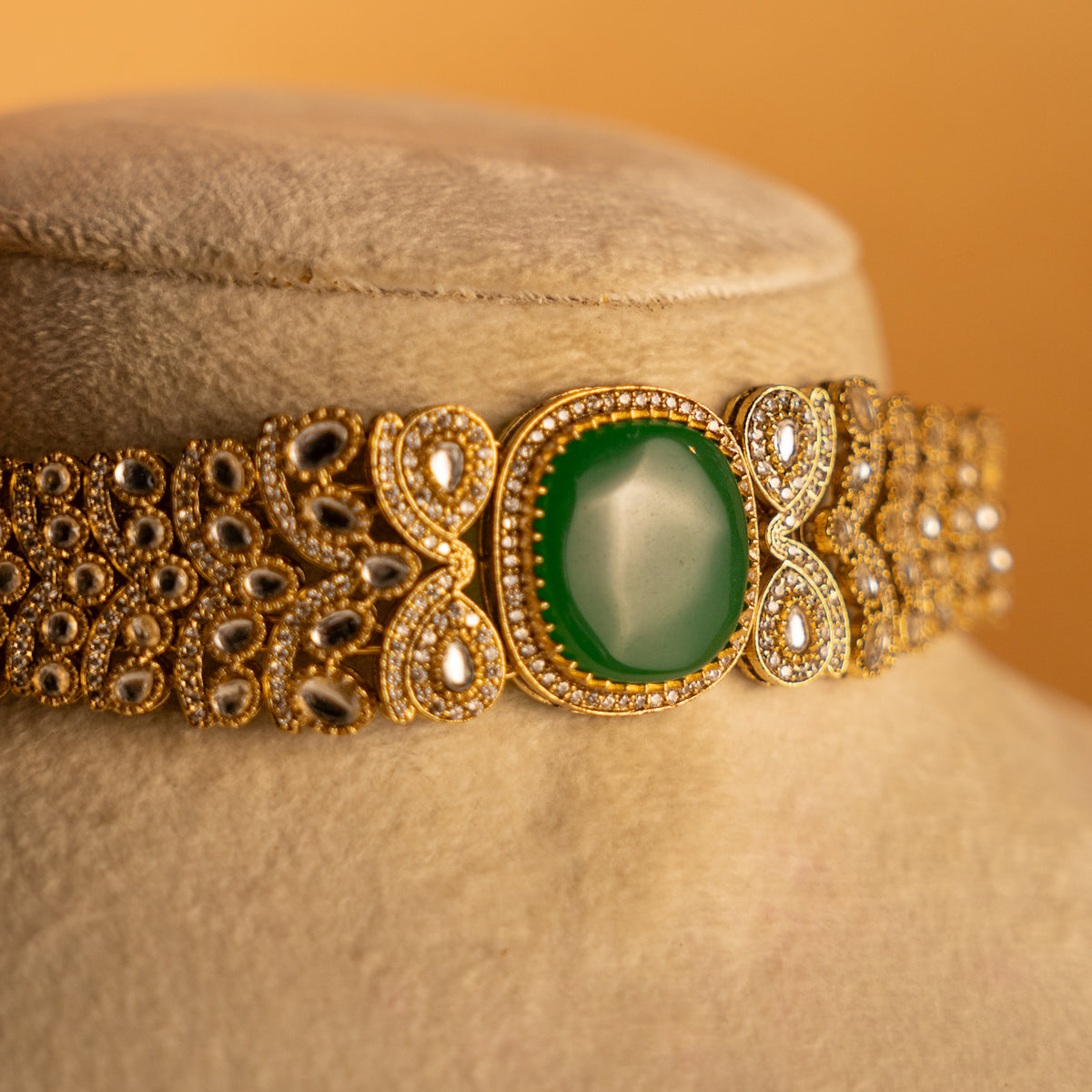 MARISHA FAUX POLKI FAUX DOUBLET CHOKER WITH EARRINGS CH525