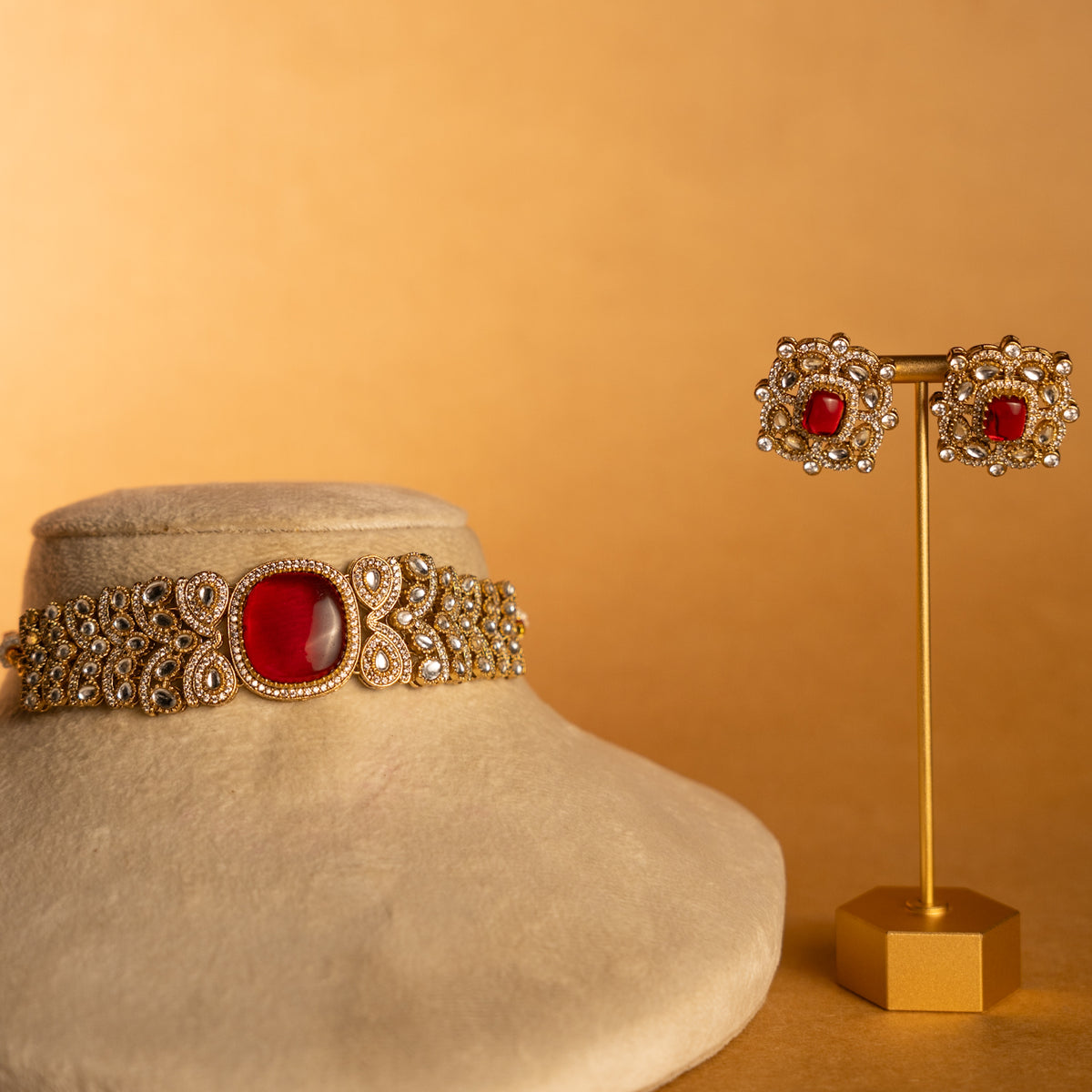 MARISHA FAUX POLKI FAUX DOUBLET CHOKER WITH EARRINGS CH525