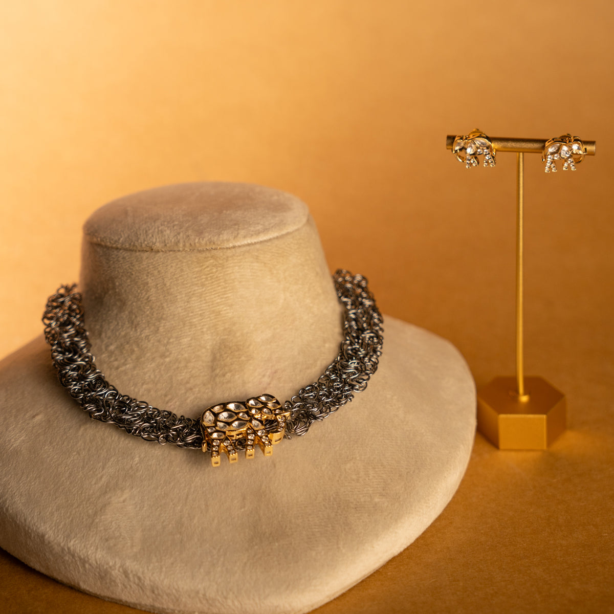 LEKHA DUAL TONE HASLI PREMIUM HANDMADE AND HAND HAMMERED NECKLACE NL316