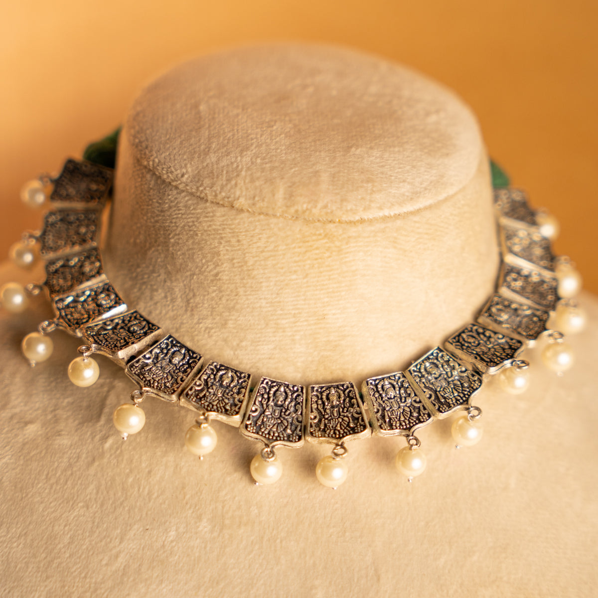 ADITI OXIDIZED FINISH NECKLACE/NECKPIECE NL314