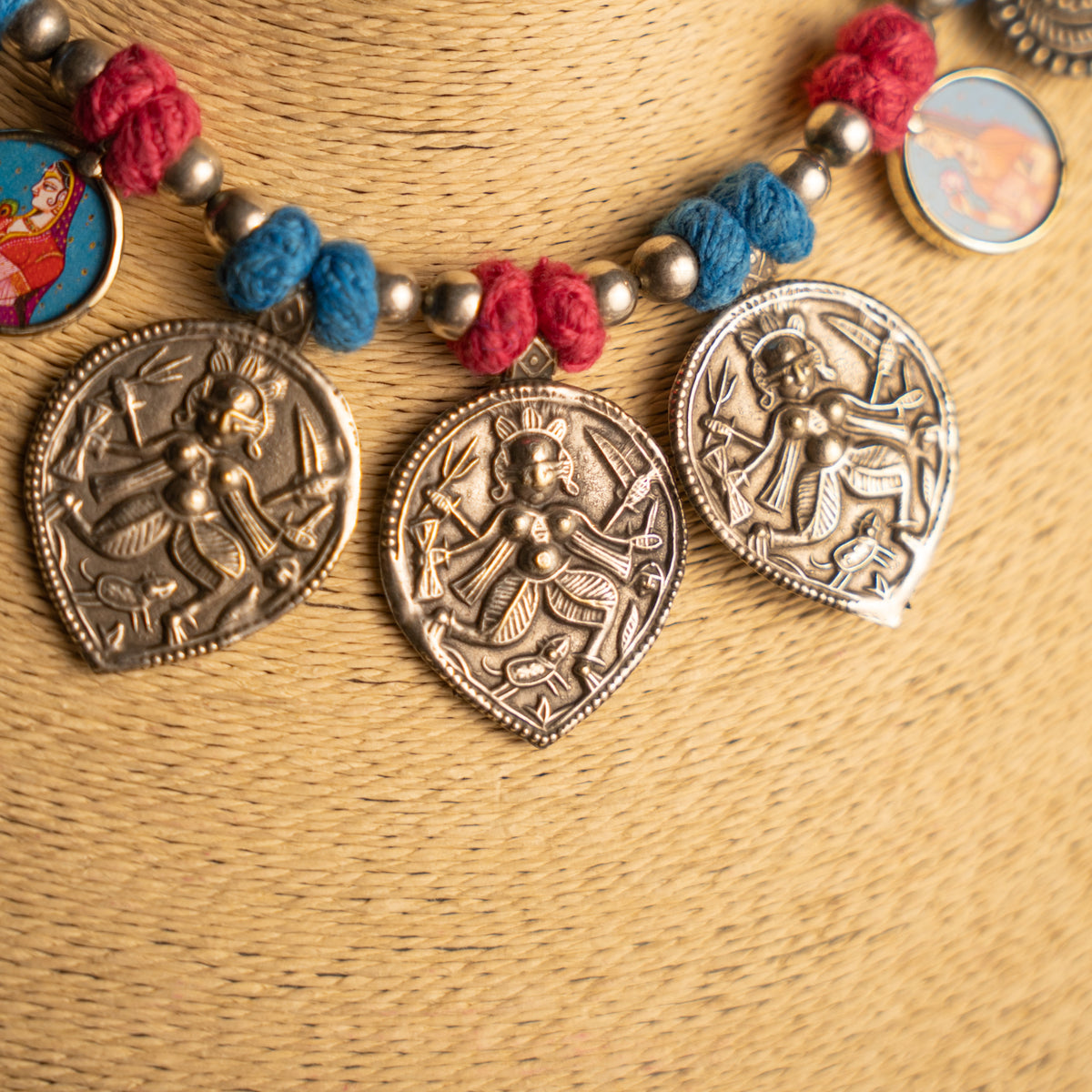 AAKRITI BIJOUX HANDMADE NACKLACE/NECKPIECE NL291