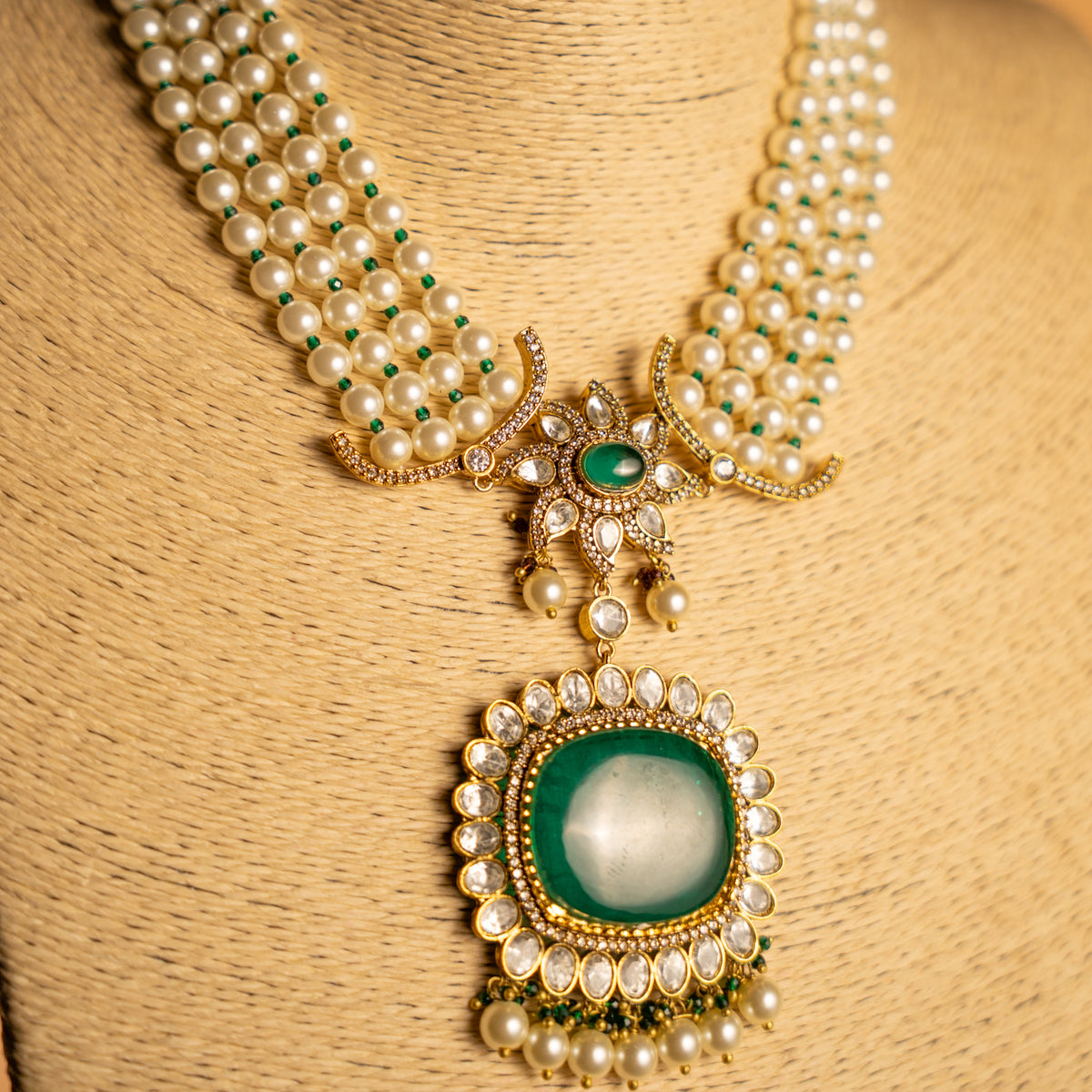 VINIKA DOUBLET STONE HANDMADE PEARL BIJOUX PREMIUM NECKLACE WITH EARRING NL299