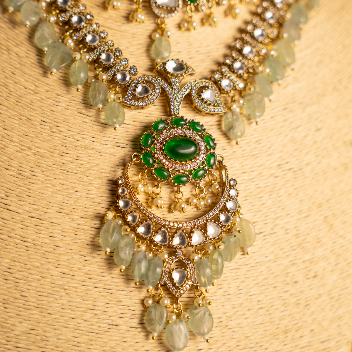 LYRA BIJOUX PREMIUM HANDMADE NECKLACE/MALA WITH EARRING NL303