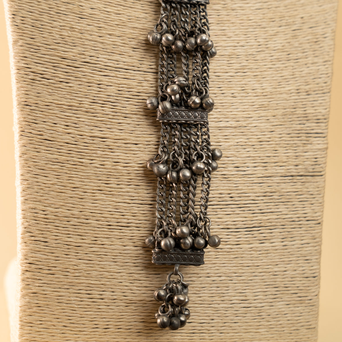ISABELLA BLACK POLISH TIE  MALA/ NECKPIECE ML 144