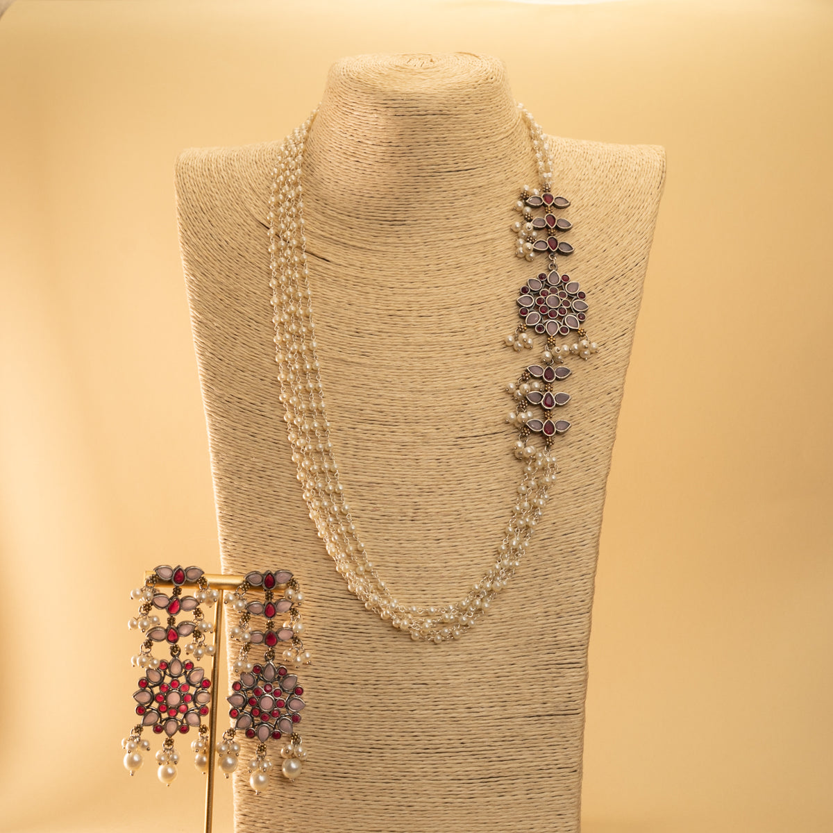 ZOYAHH PEARL LAYERED BIJOUX EXCLUSIVE HANDMADE SILVER LOOK ALIKE MALA/ NECKPIECE ML44