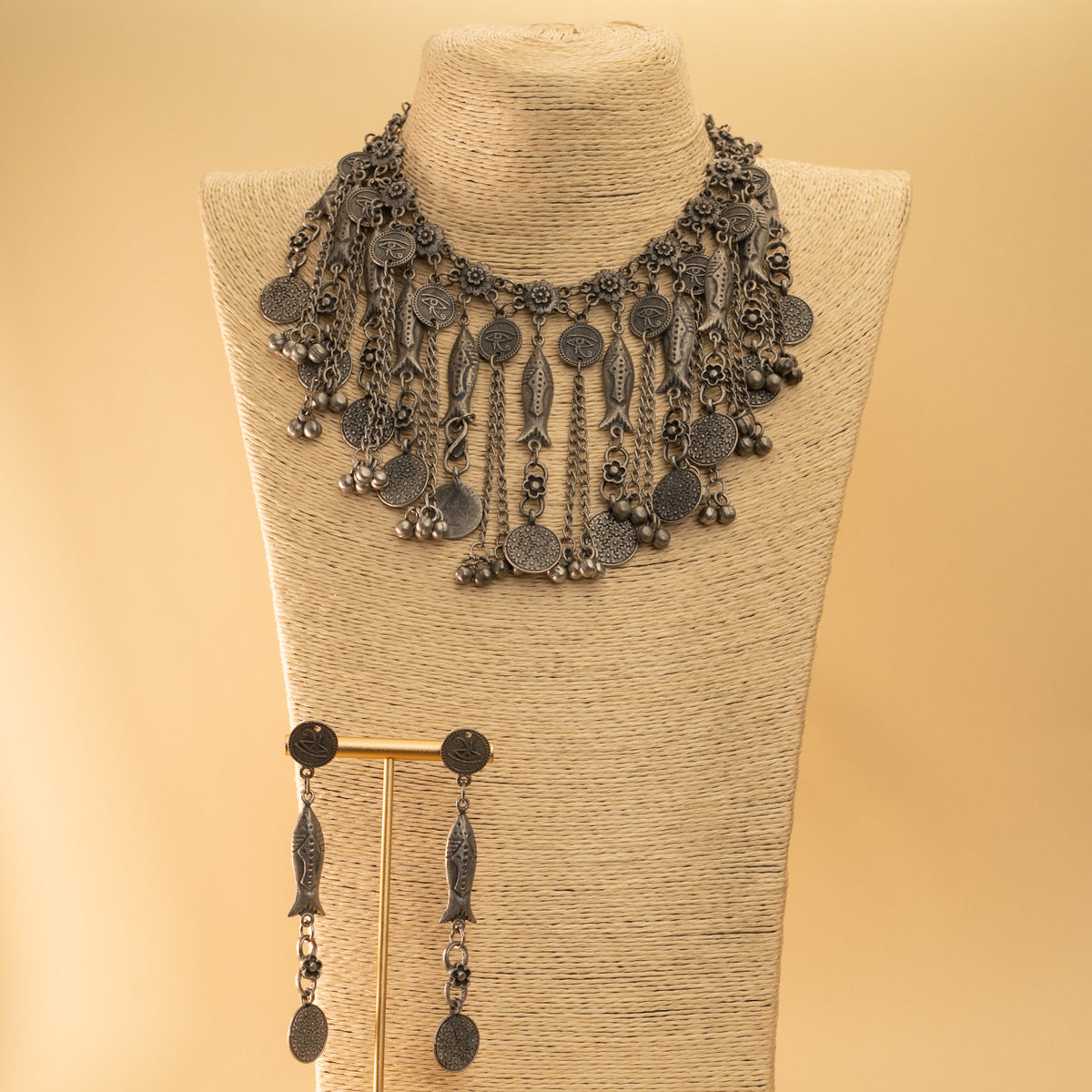EZRA BLACK POLISH MALA/ NECKPIECE ML151