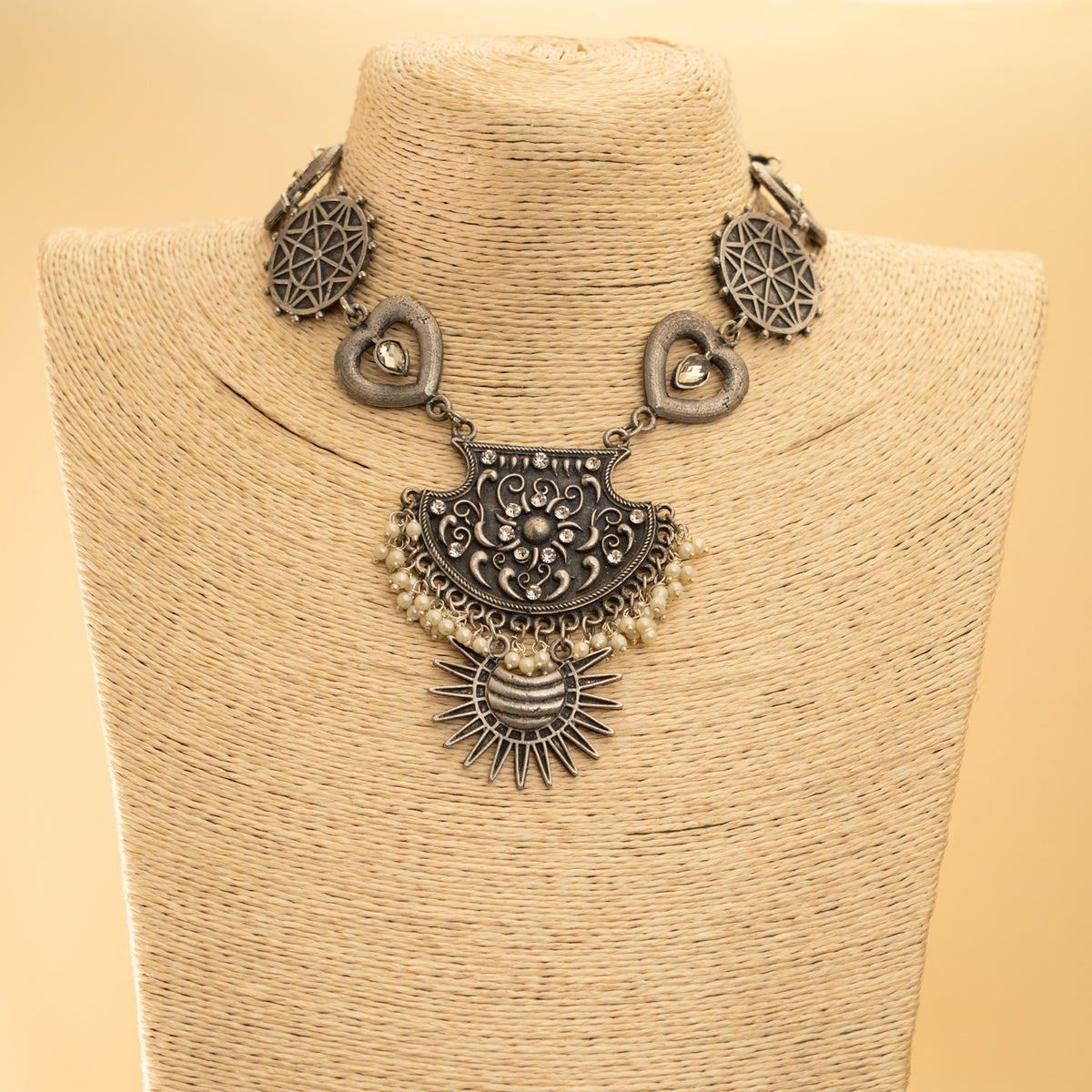 AMELIA BLACK POLISH MALA/ NECKPIECE ML152