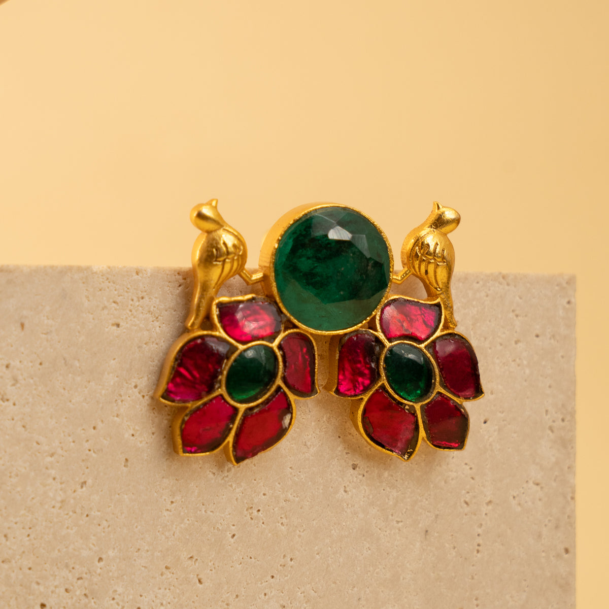 LAILANI GOLD TONED MOISSANITE AND PACHI KUNDAN HAND HAMMERED HANDMADE EARRINGS/STUDS ER928