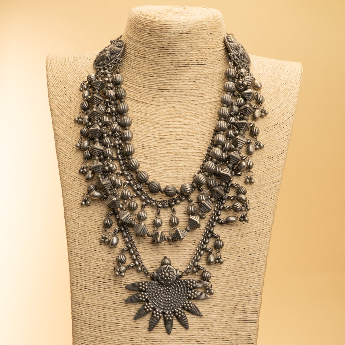 JACK BLACK POLISH LAYERED MALA / NECKPIECE ML 162