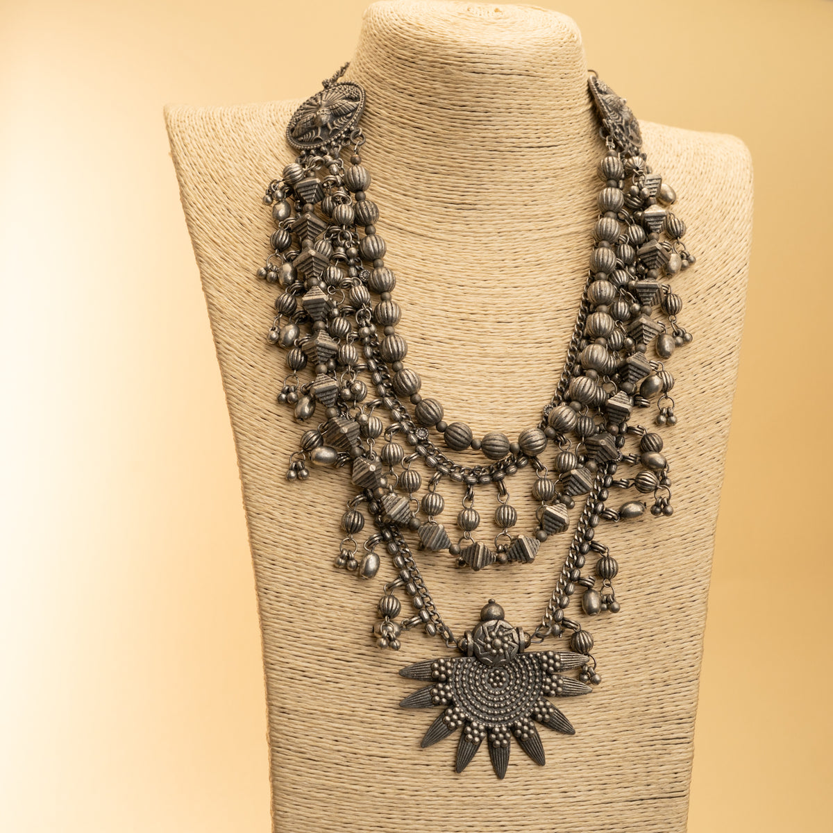 JACK BLACK POLISH LAYERED MALA / NECKPIECE ML 162