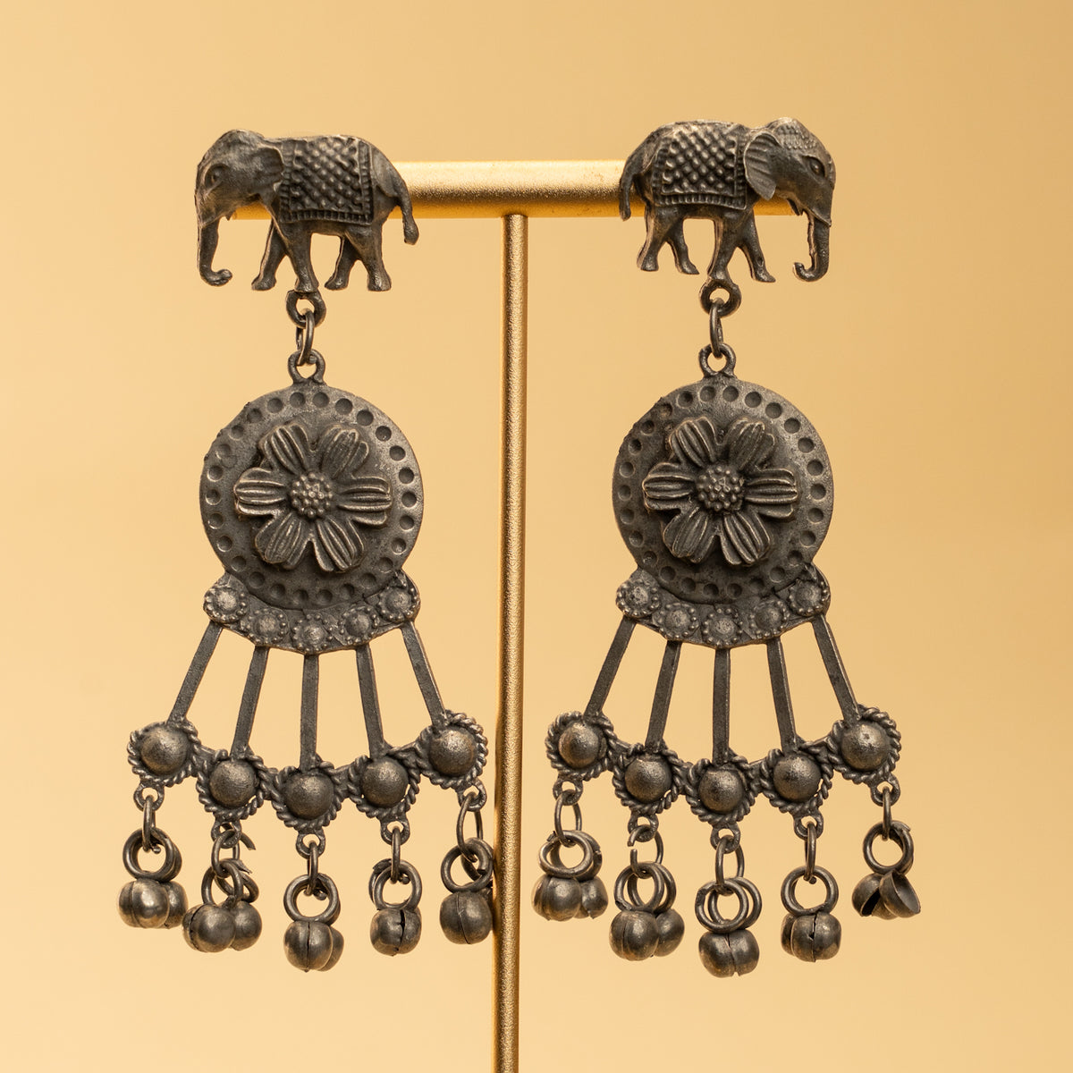 THARA BLACK POLISH MALA/ NECKPIECE ML197