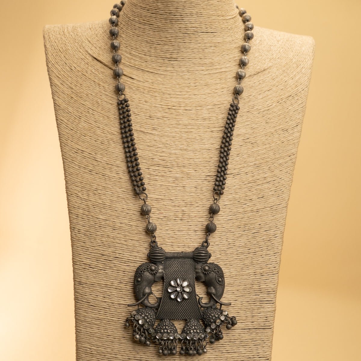 SONU BLACK POLISH MALA/ NECKPIECE ML198