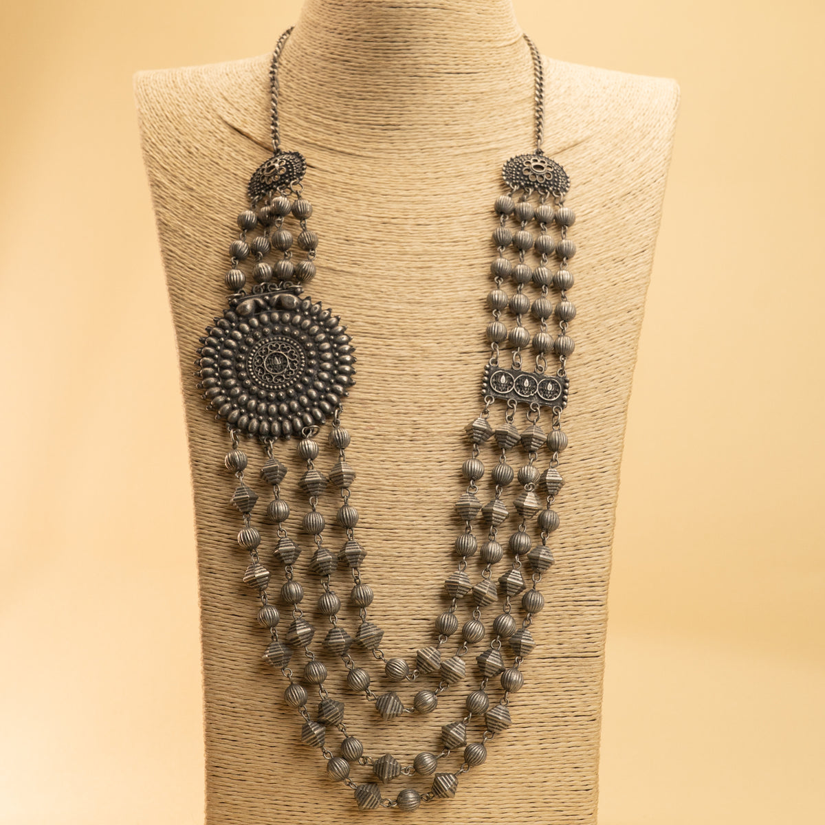 DAISY BLACK POLISH LAYERED MALA/ NECKPIECE MALA/ NECKPIECE ML163