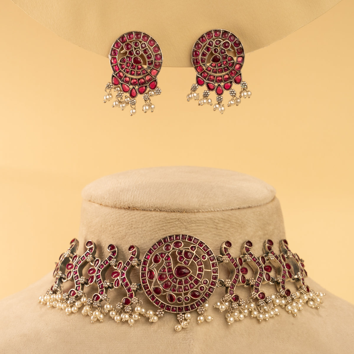 AARNA BIJOUX PREMIUM AND EXCLUSIVE SEMI HANDMADE RUSTIC FINISH CHOKER WITH EARRINGS CH136