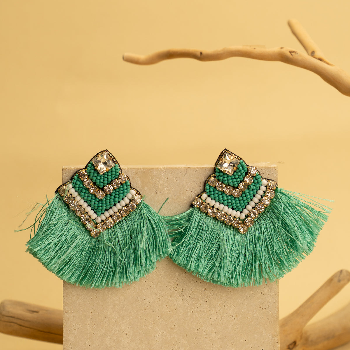 FEATHERY FEATHER SILK THREAD FABRIC AND BEADS HANDMADE EARRING ER495