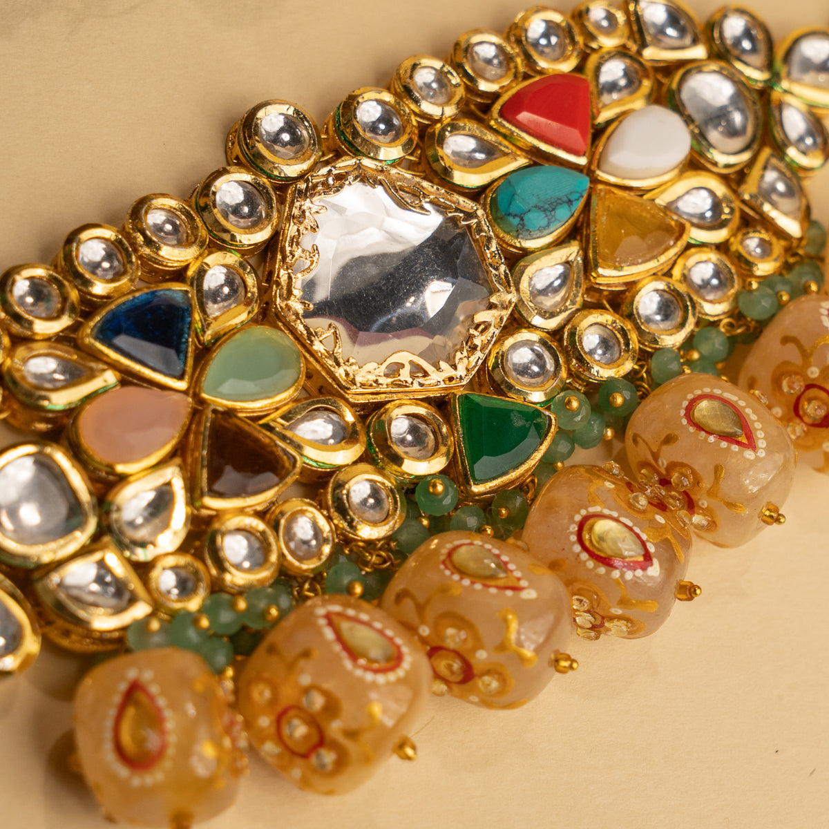 VINOSHA  BIJOUX PREMIUM AND EXCLUSIVE AND KUNDAN HANDMADE CHOKER WITH EARRINGS AND TIKKA CH402