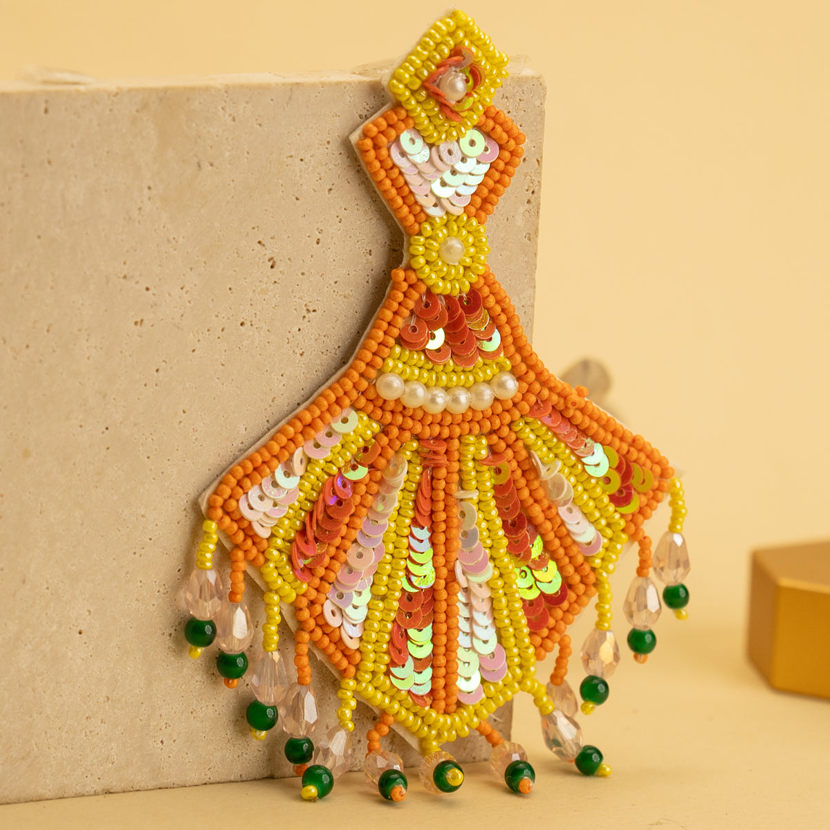 REO FANTASY FABRIC AND BEADS HANDMADE EARRING ER486