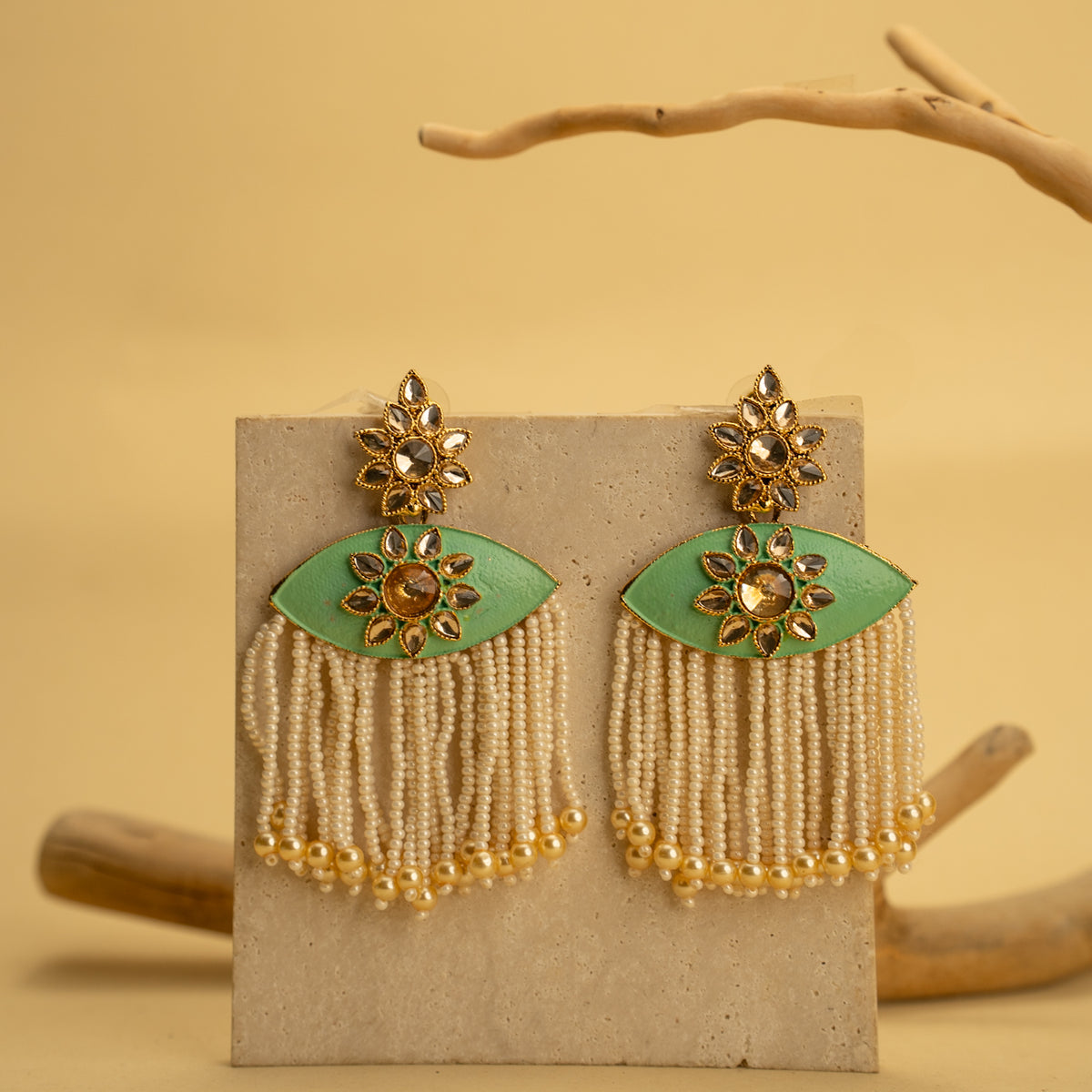 RILEY GOLDTONED ANTIQUE EARRINGS ER420