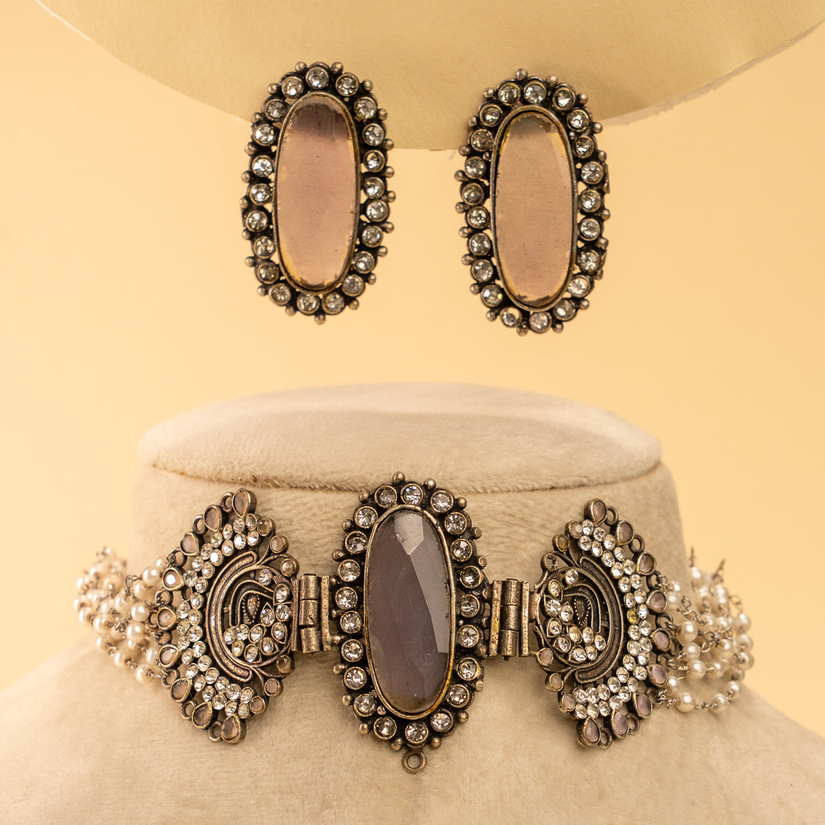 AYLA BIJOUX PREMIUM AND EXCLUSIVE SEMI HANDMADE CHOKER WITH EARRINGS CH200