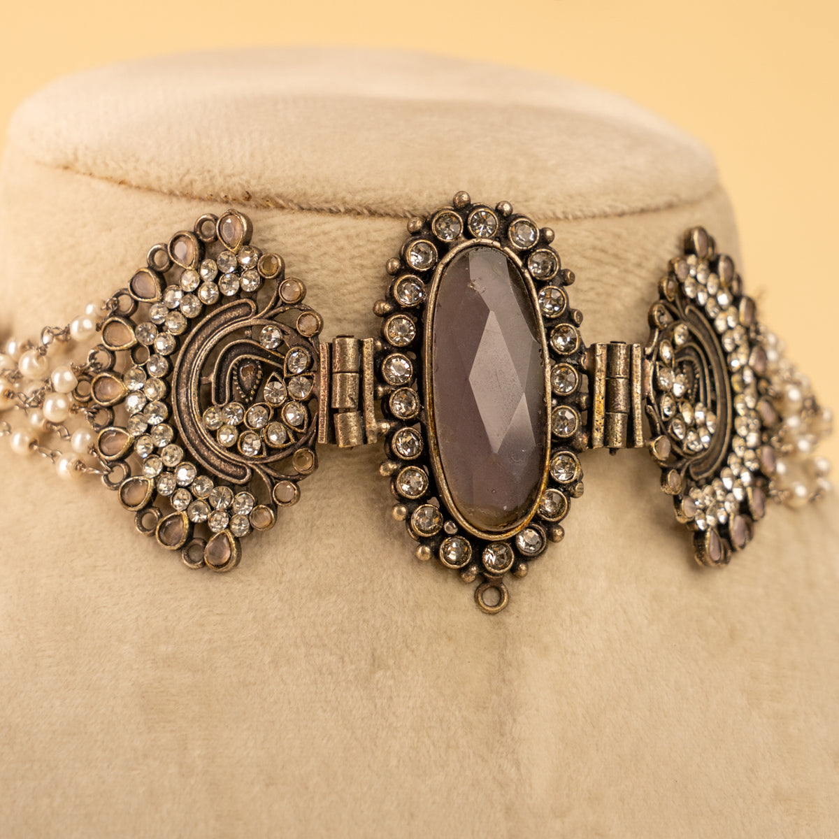 AYLA BIJOUX PREMIUM AND EXCLUSIVE SEMI HANDMADE CHOKER WITH EARRINGS CH200